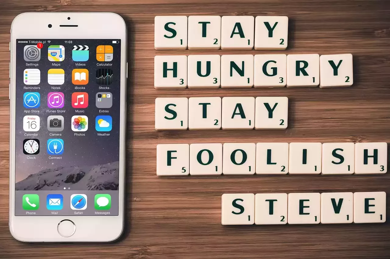10 motivational quotes to keep you on track with your weight loss goals