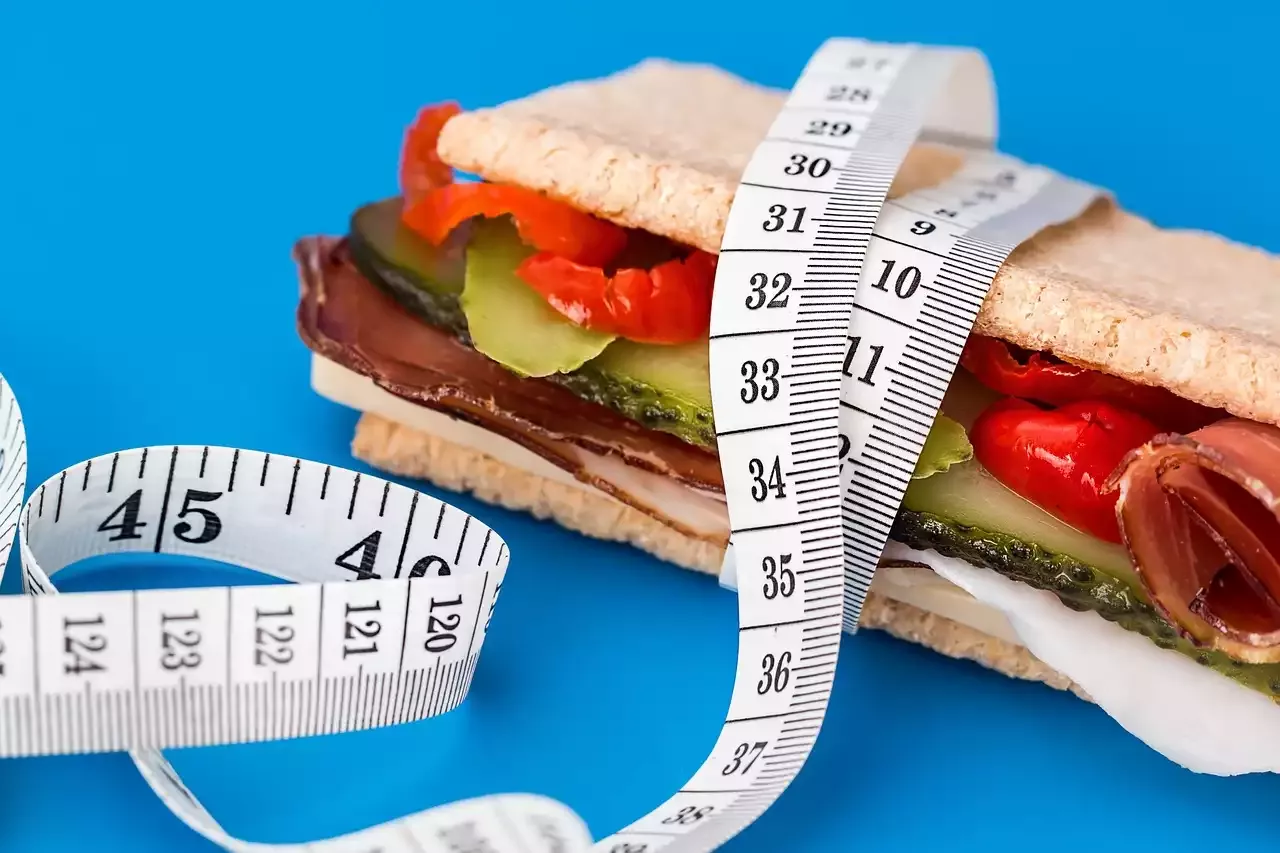 Portion control and mindful eating tips