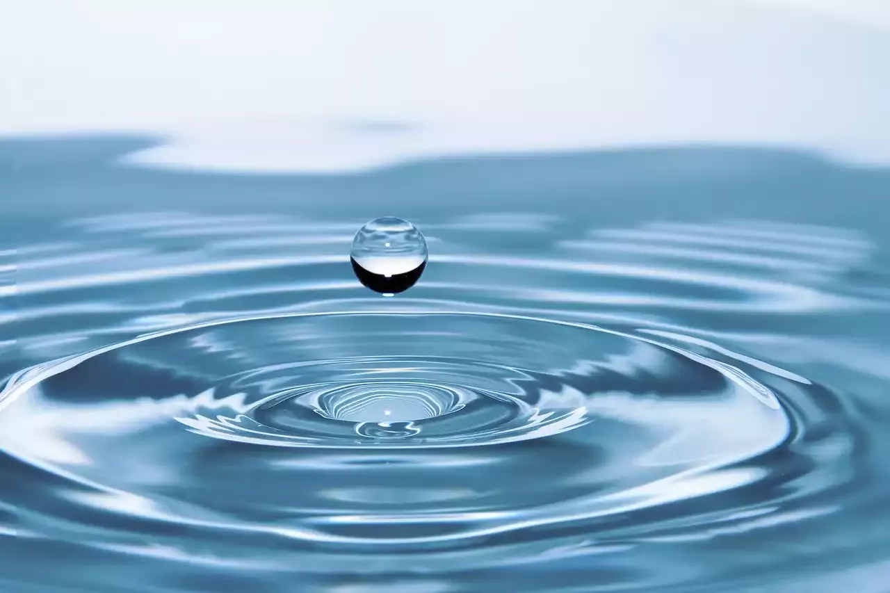 The role of hydration in weight loss and maintaining a healthy body
