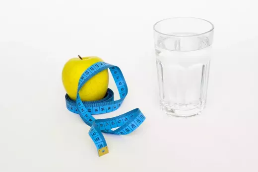 How to set realistic weight loss goals and track progress